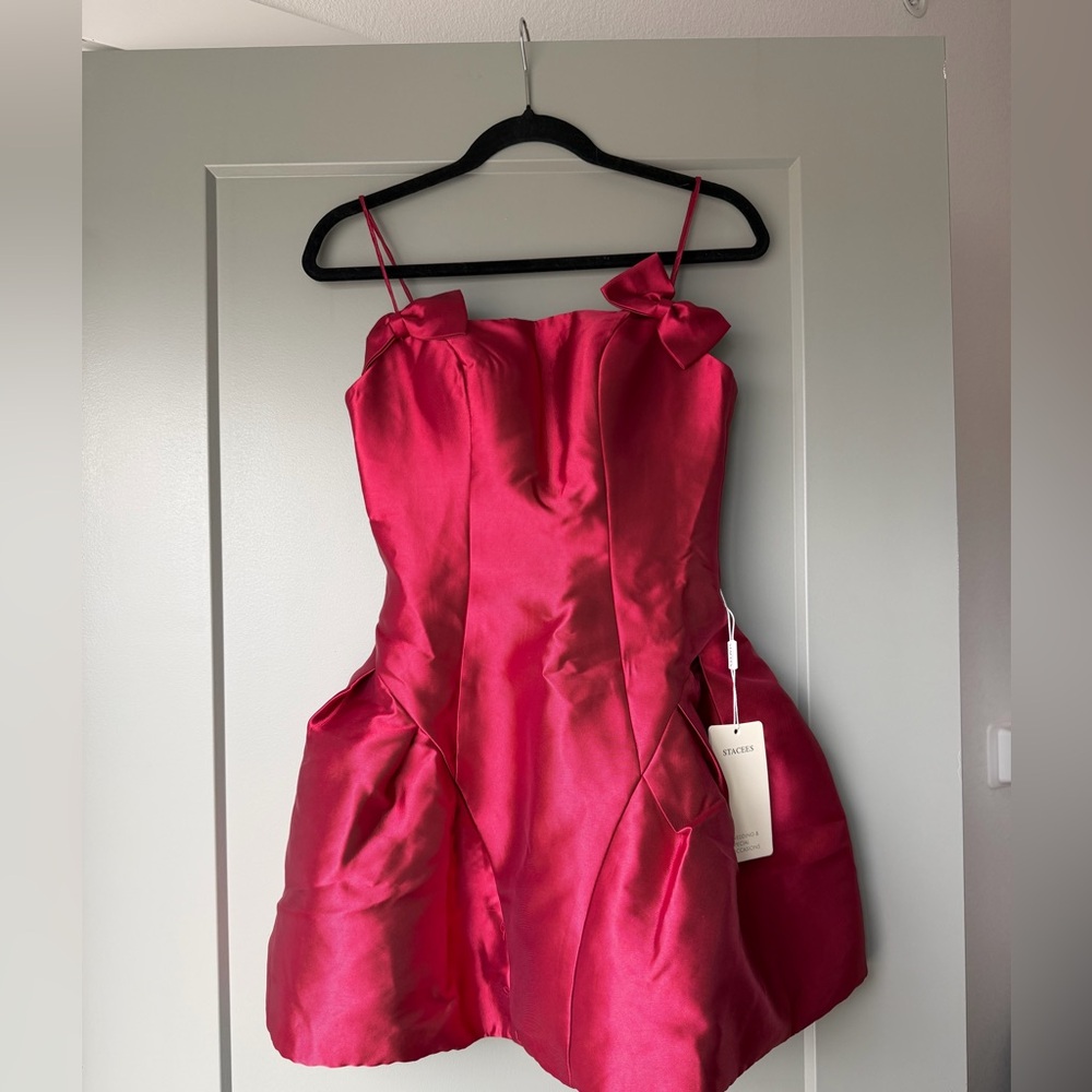 Chic Burgundy Mini Dress